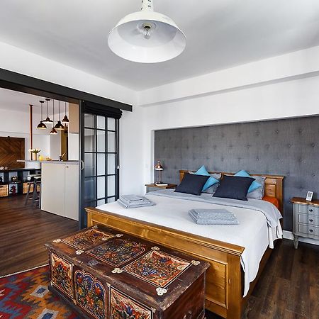 Bohemian Old Town Boutique Apartment Boekarest Buitenkant foto