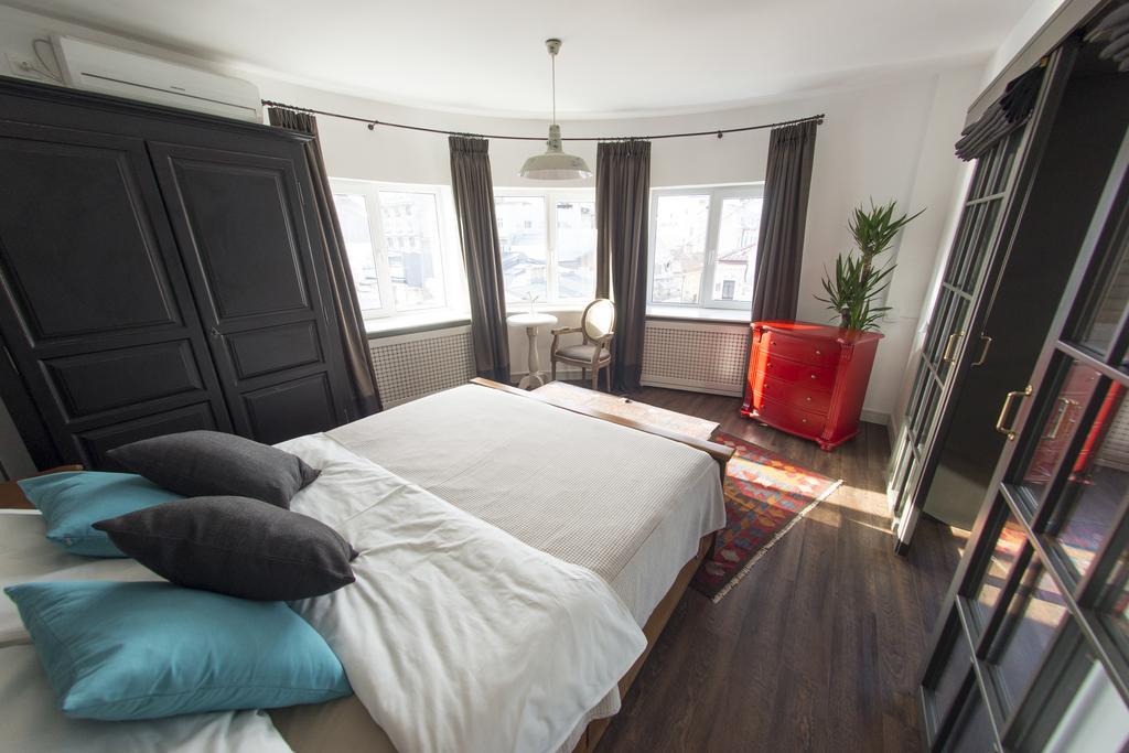 Bohemian Old Town Boutique Apartment Boekarest Buitenkant foto